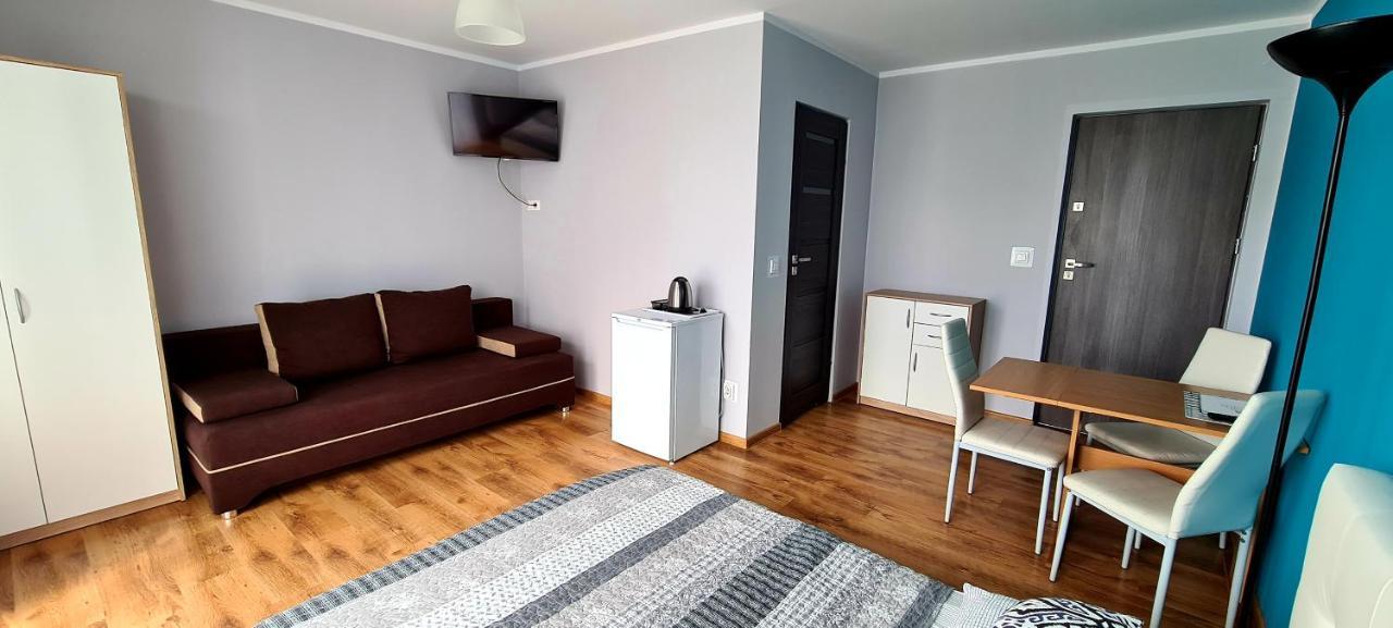 Moris Pokoje Goscinne Łeba Buitenkant foto