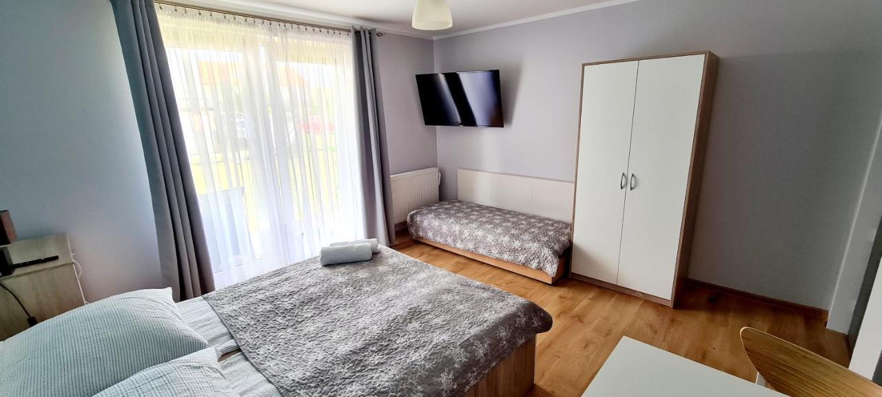 Moris Pokoje Goscinne Łeba Buitenkant foto