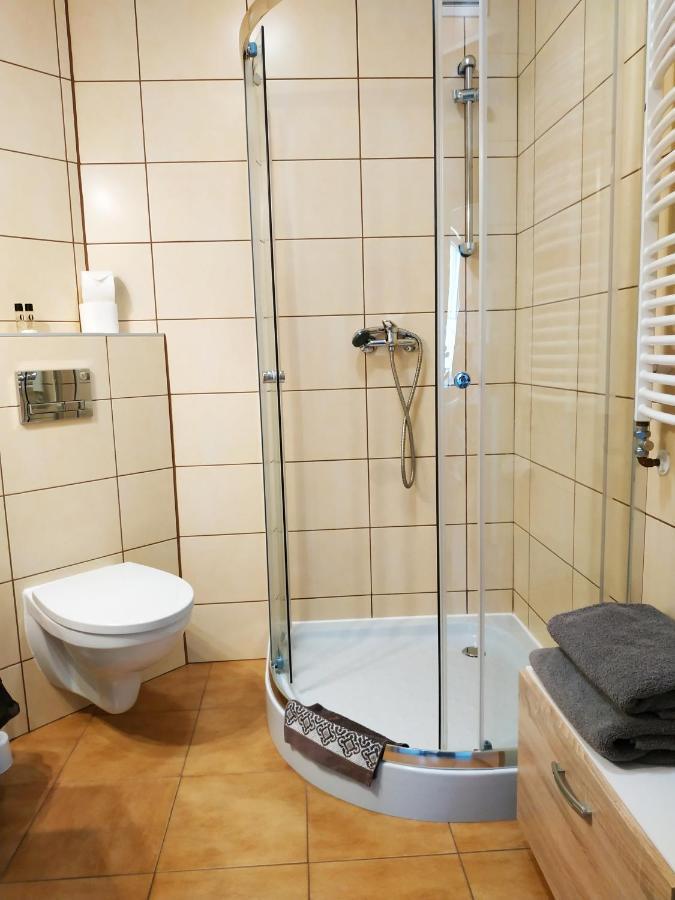 Moris Pokoje Goscinne Łeba Buitenkant foto